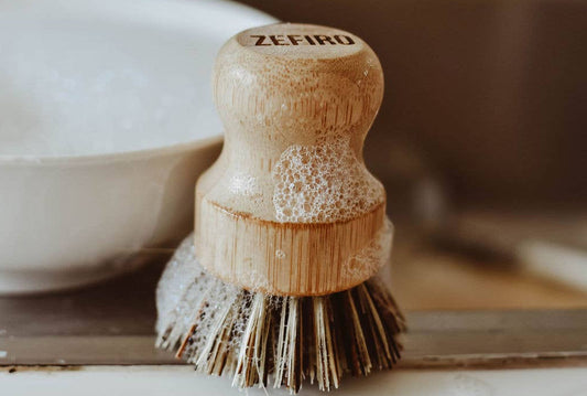 XO Wooden Dish & Pot Scrubber, Bamboo